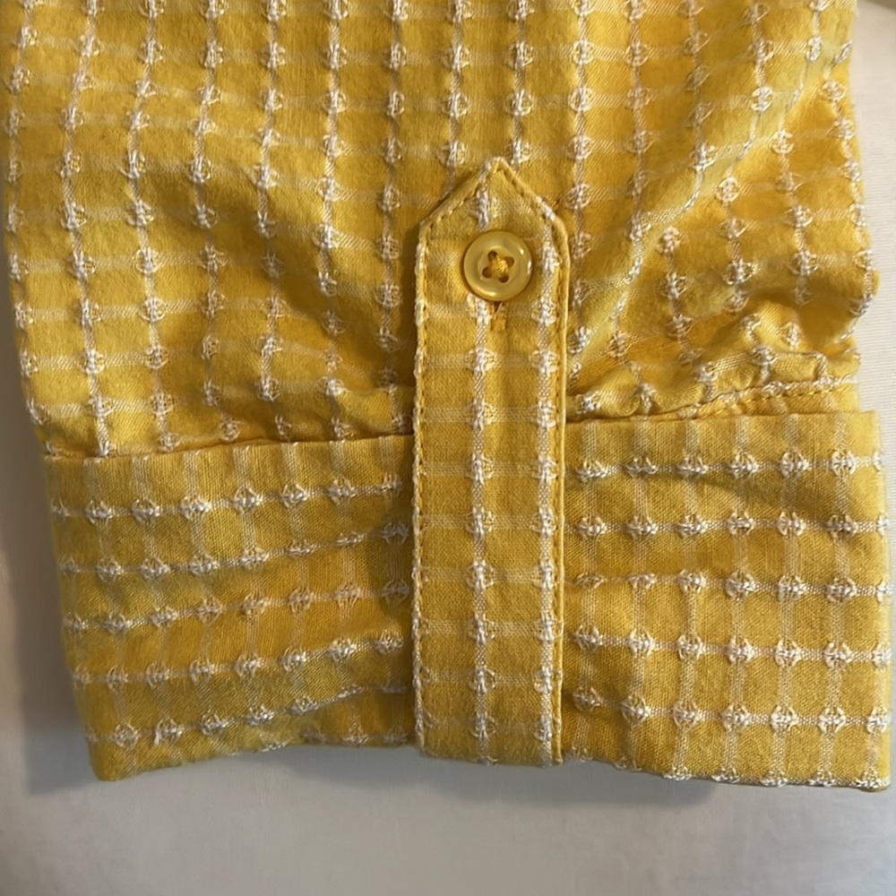 Hope & Harlow, Yellow Fitted Button Down Shirt, Size S - Picture 8 of 9